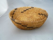 Native American PAPAGO Basket Bowl VERY NICE DESIGN. APPROX 2.25" T x 7.75" W