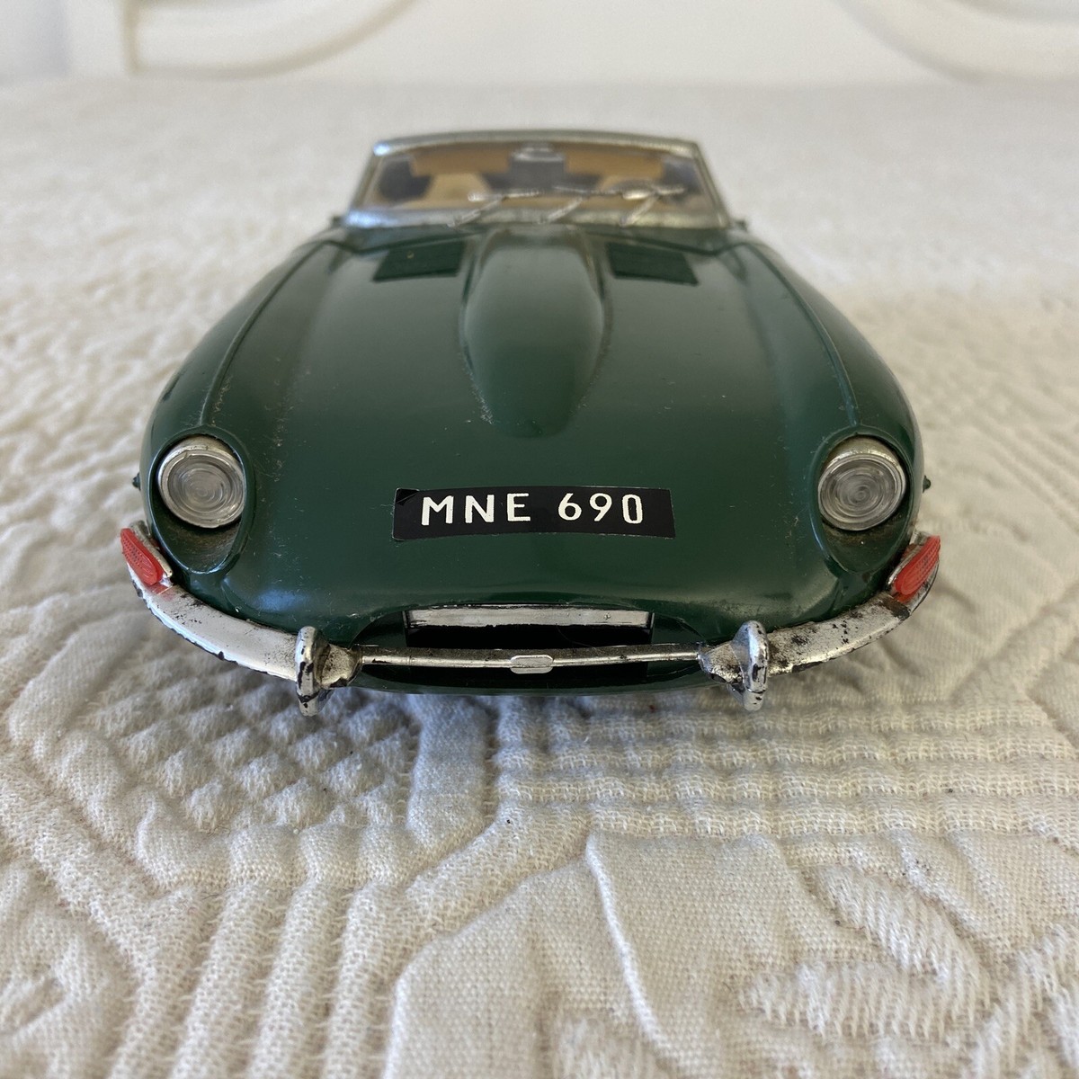 Polistil Green Jaguar XK.E 4.2L 1:16 Scale Model Car Made in