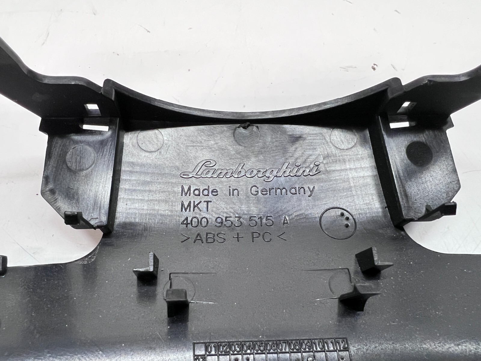 LAMBORGHINI GALLARDO UPPER STEERING WHEEL COLUMN PANEL OEM 400953515A