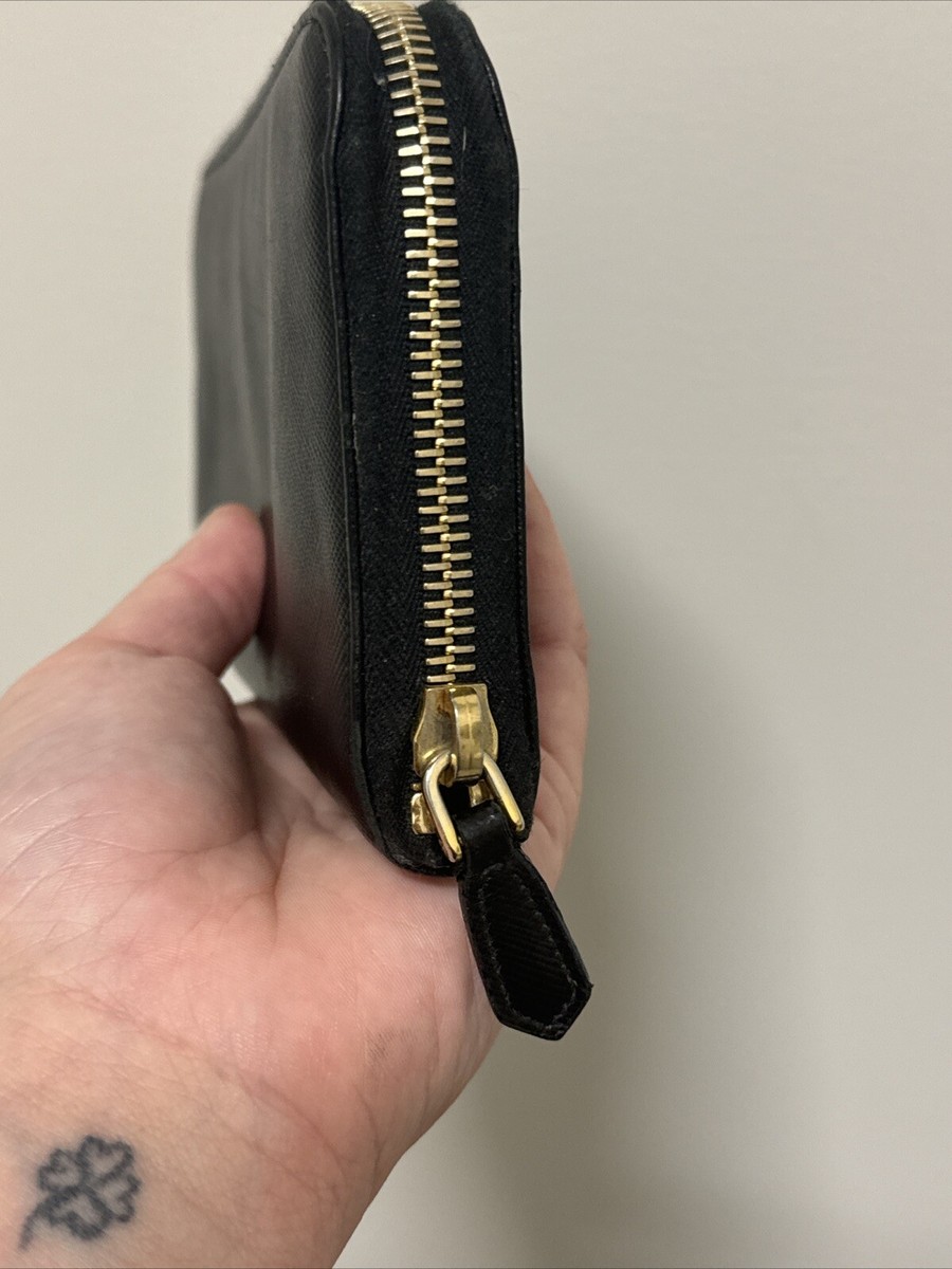 Authentic Prada Round Zip Long Wallet 1M0506 Saffiano Metal Nero
