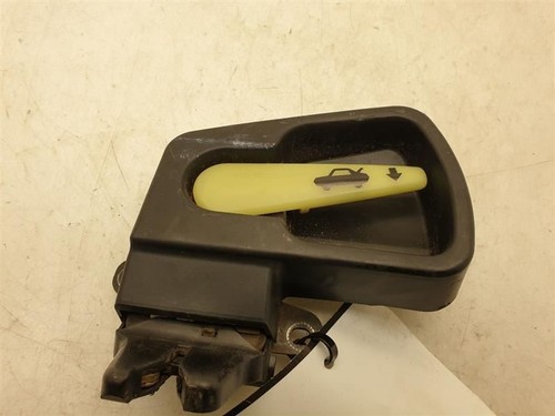 PESTILLO MALETERO TOYOTA PRIUS 01-03
