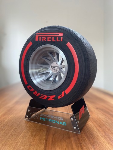 1/3 Scale Formula 1 GP replica wheel - Lewis Hamilton - Mercedes - Real Tyre - 第 15/21 張圖片
