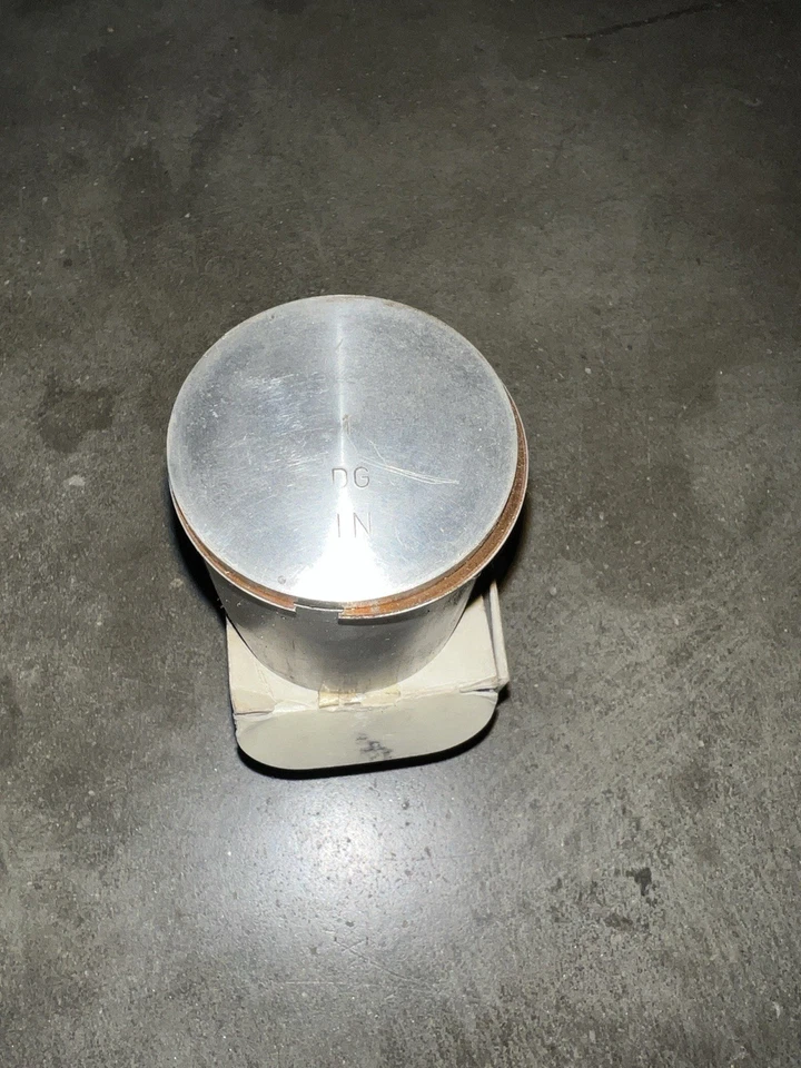 Pistón genuino Honda OEM RS125 NX4 Foto 3 de 3