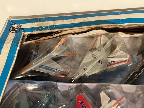 Zylmex - Dyna-Flites Collector Set Of 12 Planes 1993 - Picture 7 of 12