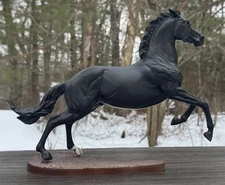 Breyer Traditional Model Horse ATP Power #1870 Matte Black Wyatt Mold