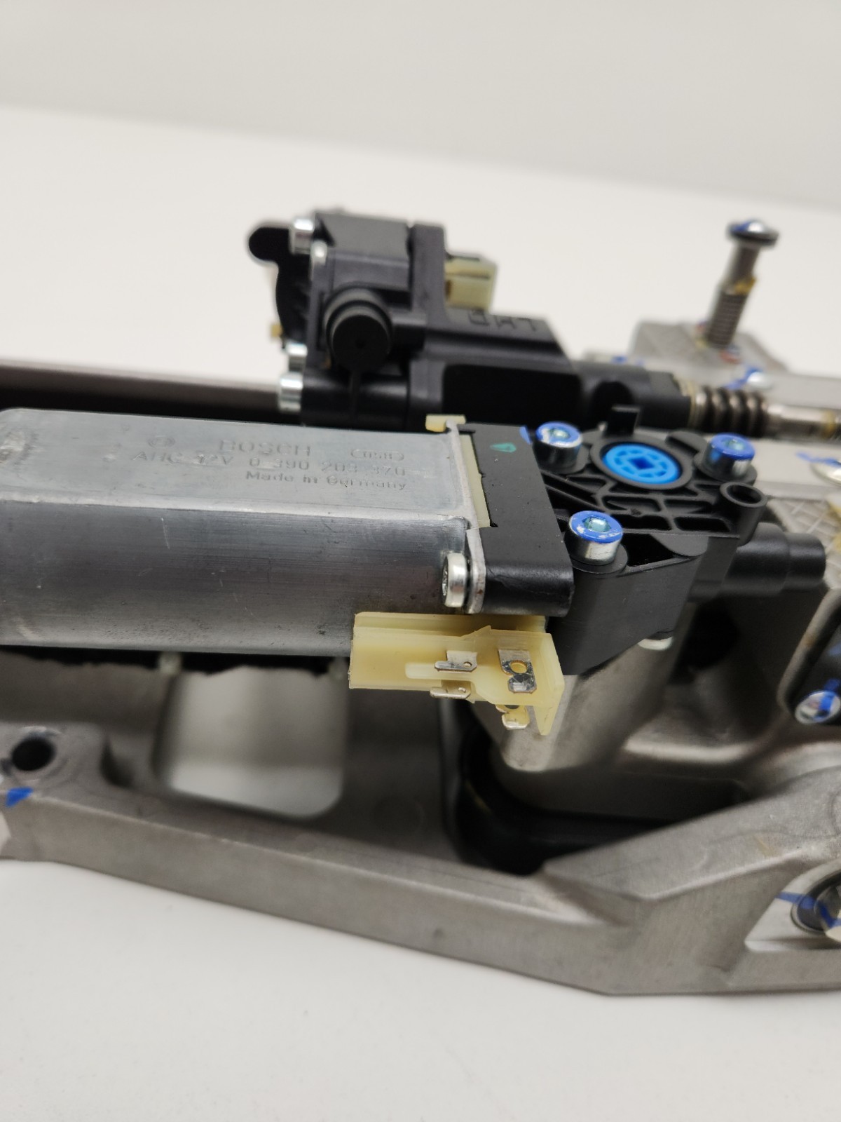 2015-2016 MCLAREN 650S ADJUSTABLE STEERING COLUMN ASSEMBLY 11D0226CP OEM 