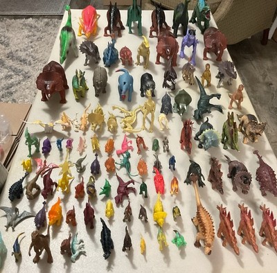 Huge Dinosaur Lot Of 100 Assorted Brands Sizes Types Skeletons  Plastic, Rubber