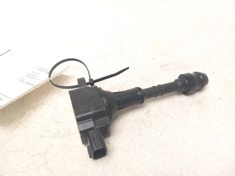 Bobina de encendido Infiniti QX56 2004-2006 Foto 2 de 4