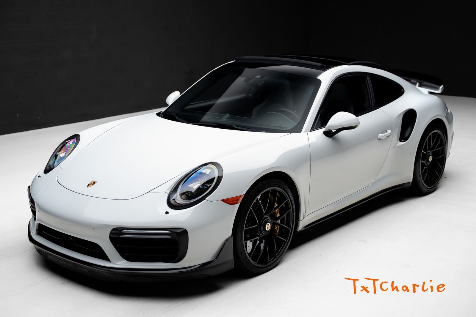 2017 Porsche 911 Turbo S