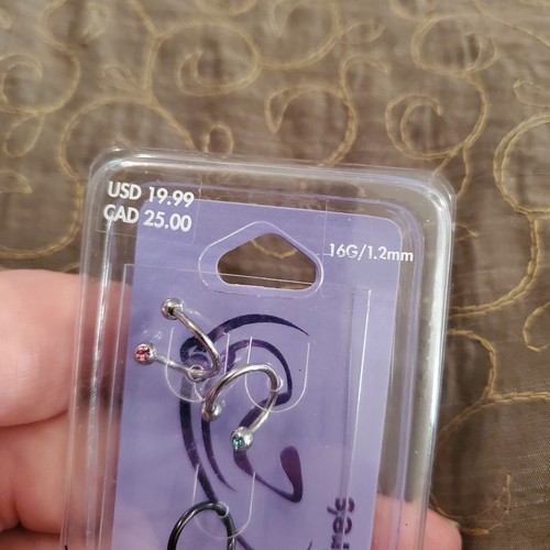 Claire's Cartilage Earrings NWT NIP 16G / 1.2mm, set of three - Picture 4 of 5