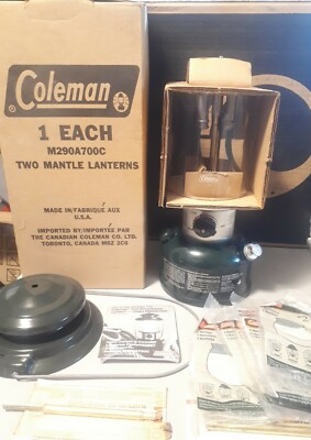 New NOS Coleman Powerhouse 290A700C 290A Lantern in box, packaging