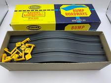 VINTAGE 1960'S AURORA MODEL MOTORING SLOT CAR BUMP ROADWAYS 6 PIECE BOX 1512