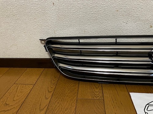 JDM Toyota ALTEZZA SXE10 GXE10 Front Grill LEXUS Chrome OEM - Picture 2 of 6