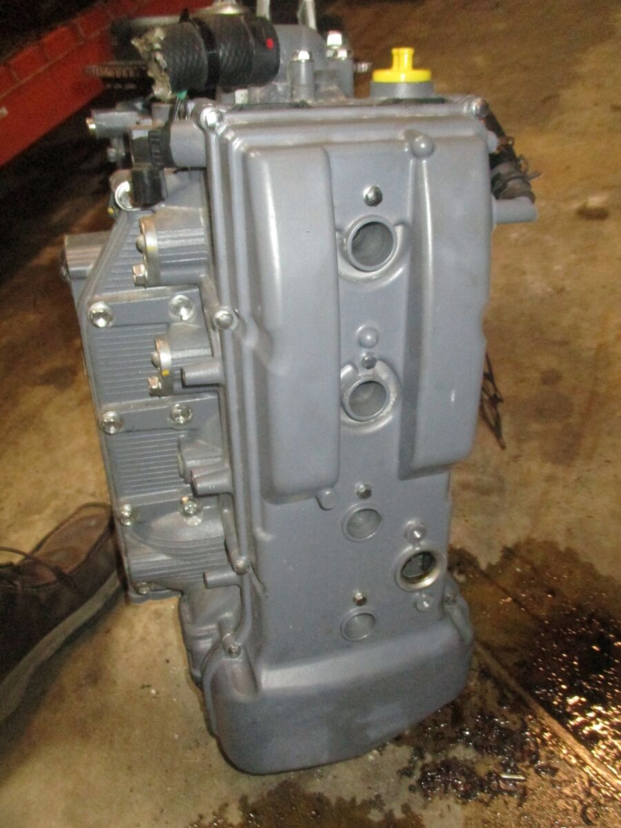 Suzuki DF 115 hp 4 stroke outboard crankcase powerhead | eBay Suzuki DF 115 hp 4 stroke outboard crankcase powerhead | eBay