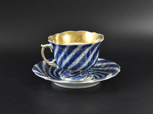 Antike Porzellan Tasse Kobaltblau Spiralen Dekor Schumann Berlin Moabit 19 Jh. - Bild 2 von 14