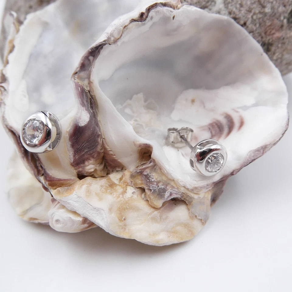 Orecchini in oro bianco 18 kt da uomo donna punto luce a bottone lobo anallergic - Immagine 4 di 4