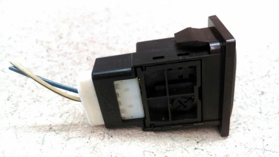 Lanzamiento de escotilla trasera compatible con Pontiac Vibe 2003 2004 2005 2006 2008 PC69-177043 Foto 3 de 4