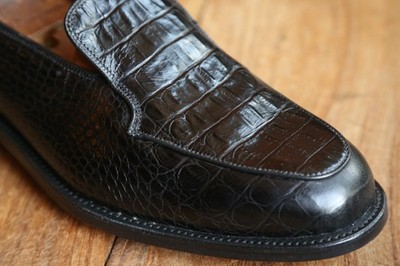 Tricker's Schwarz Krokodilleder Schuhe Halbschuhe Herren UK 8,5 US 9,5 EU 42,5 NEU