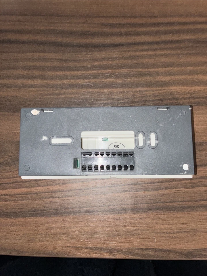 Danfoss TP-one Smart Thermostat White - Image 2 of 2