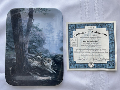 ''The Wolves Lie Low'' by Daniel Smith - Bradford Exchange