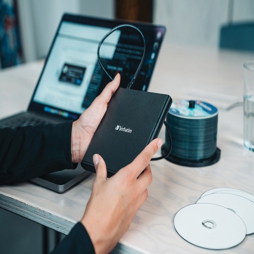 VERBATIM® External Slimline CD/DVD Writer, USB-A/USB-C - Afbeelding 7 van 8