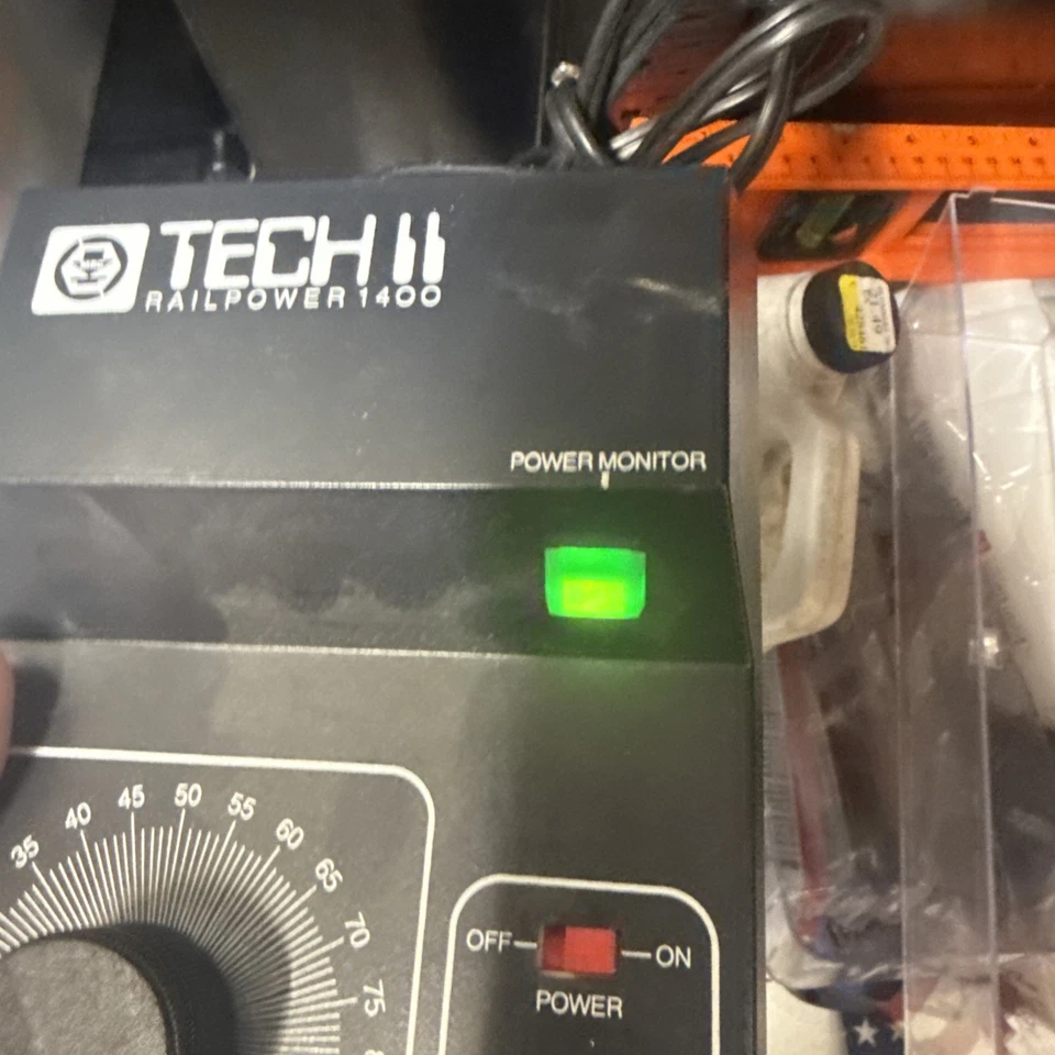 Ho Train MRC 2500 HO Loco-Motion Tech II Modelo Tren Control EX/Caja Foto 2 de 4