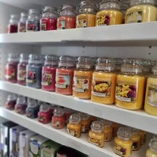 Image of Yankee Candle Medium Jars