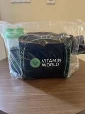 Vitamin World JAXX  Insulated Fitpak 6 Leak proof Containers 28 Oz Shaker Cup