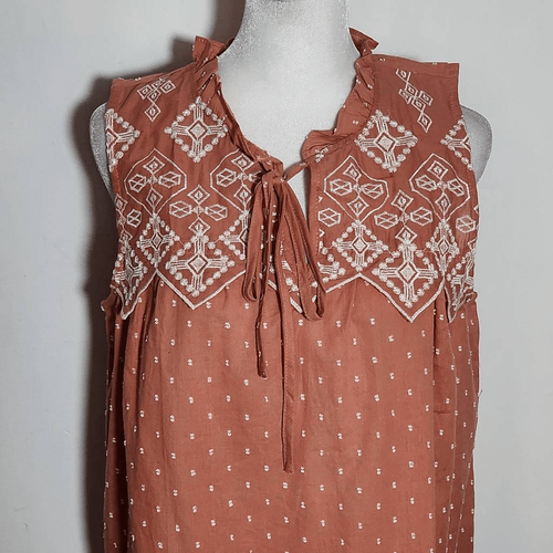 Mine Terra Cotta Sleeveless Blouse with Embroidered Details NWOT Size Medium - Picture 3 of 9