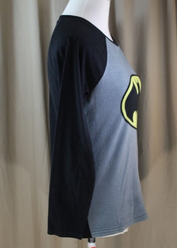 DC Comics Batman, Medium (8/10) Fleece Sleep Shirt, New without Tags - Picture 7 of 7