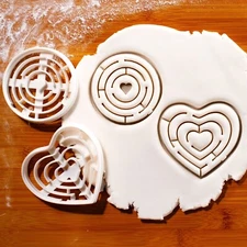 Set of 2 Love Maze Cookie Cutters - Wedding favors, Labyrinth lovers, valentine