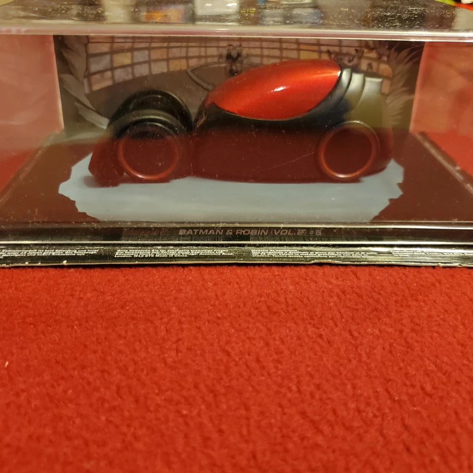 Coche Modelo Eaglemoss 13 cm Largo BAT016 - Batman & Robin Vol 2 #5 Foto 2 de 3