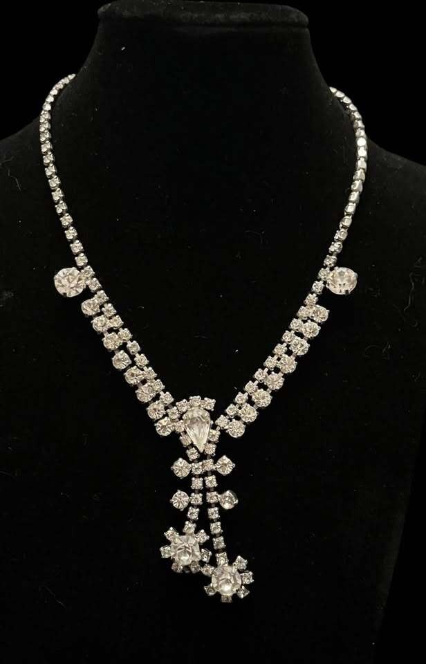 Vintage Rhinestone Drop Necklace