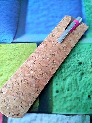 Metall-Druckbleistift o.5 HB Softtouch pink + Ersatzminen im Spender Korketui