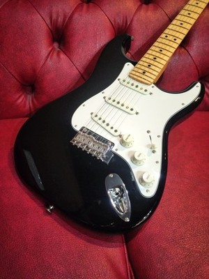 Fender Made in Japan Junior Collection Stratocaster | eBay