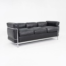 Sofá de tres asientos Le Corbusier Perriand Jeanneret de los años 80 para Cassina LC2 en negro