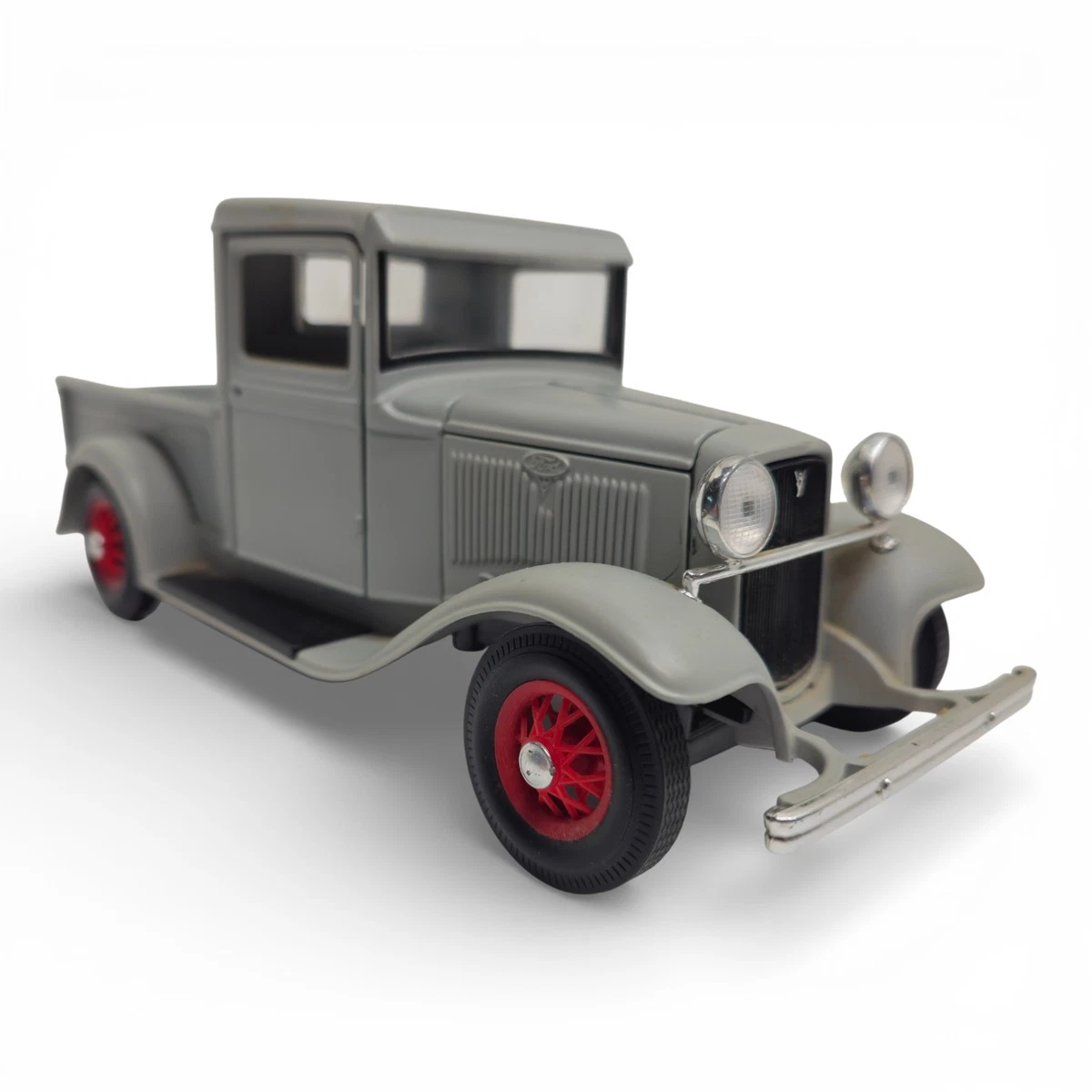 Road Legends 1:18 Scale Diecast Pickup Trucks for sale | eBay
