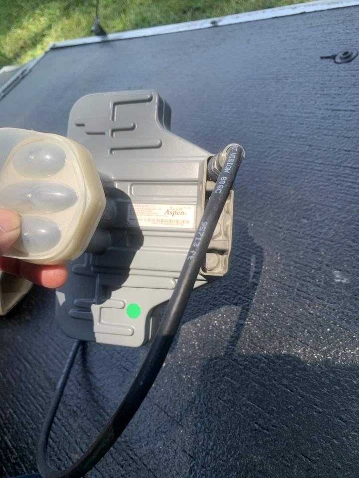 DirecTV Swim LNB SL3S Nuevo Antiguo Stock Natación LNB. Nunca instalado. Foto 3 de 4