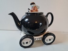 Vintage T42 Racing Car Novelty Teapot On Stand - Carters