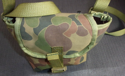 リーダー 1997 AUSTRALIA AUSTRALIAN TACTICAL COMBAT MILITARY POUCH 8465-66