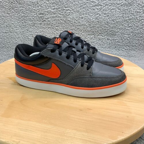 Nike SB 6.0 Avid JR Womens Size 8.5 Shoes Grey Or… - image 1