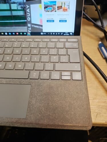 Microsoft Surface Pro 5 i7-7660u @2.50GHz,16GB RAM, 512GB SSD,Windows 10 Pro.(2 - Picture 6 of 21