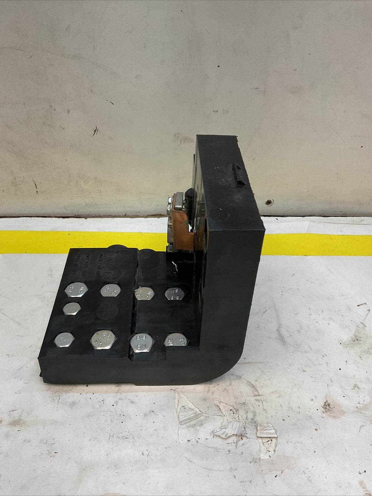 Bentley Continental Flying Spur 2006-2010 FRONT Fuse box