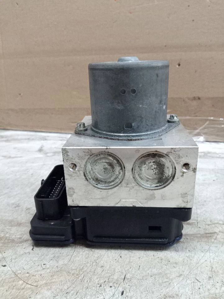 Used ABS Hydraulic Assembly fits: 2018 Mercedes-benz Mercedes gls-class 166 Type Foto 3 de 4