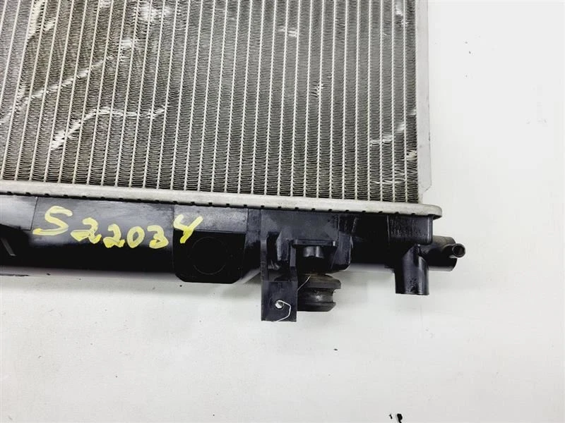 Radiador Subaru Impreza WRX 2002 2003 2004 2005 2006 2007 2,5 L TURBO M/T Foto 2 de 4