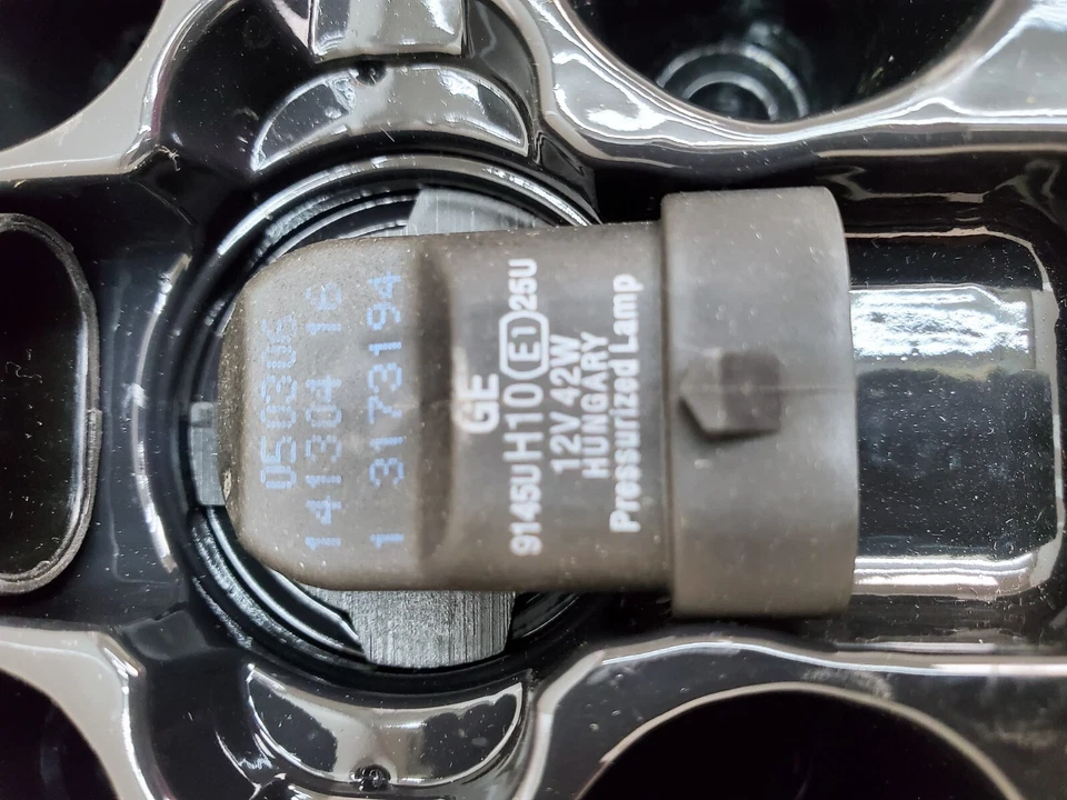 Estuche de 200 bombillas antiniebla halógenas OEM GE H10 42W 9145U [Z5T] de fábrica Foto 4 de 4