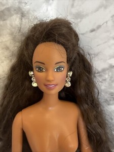1996 Blossom Beauty Teresa Barbie Puppe / Blütenzauber / Mattel 17035, NrfB