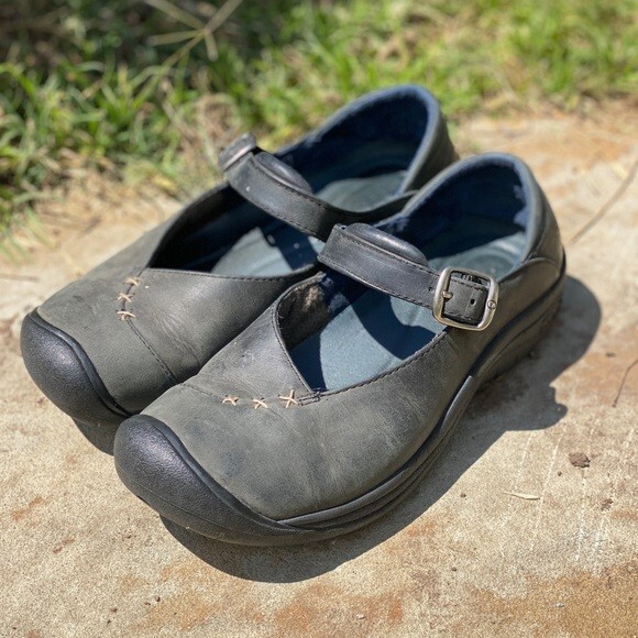 Scarpa casual Keen Verona Mary Jane punta chiusa taglia 7 supporto comfort lagenlook