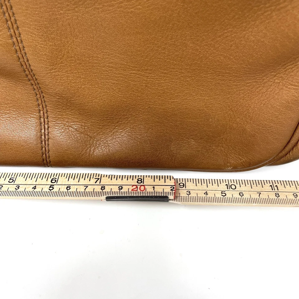 Bolsa de couro Le Donne mochila carteiro laptop marrom caramelo - Imagem 2 de 4