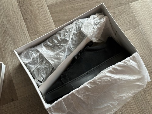 Kurt Geiger Whitworth UK10 - Picture 7 of 9